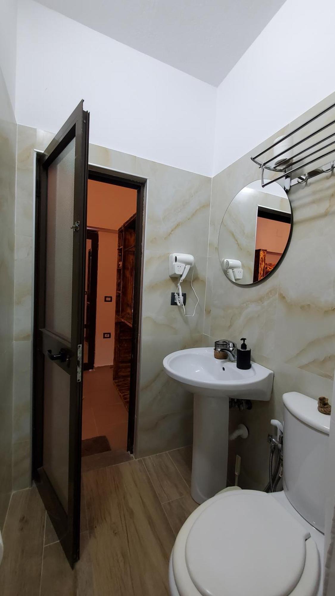 Clockwise Guestrooms Gjirokaster Exterior photo